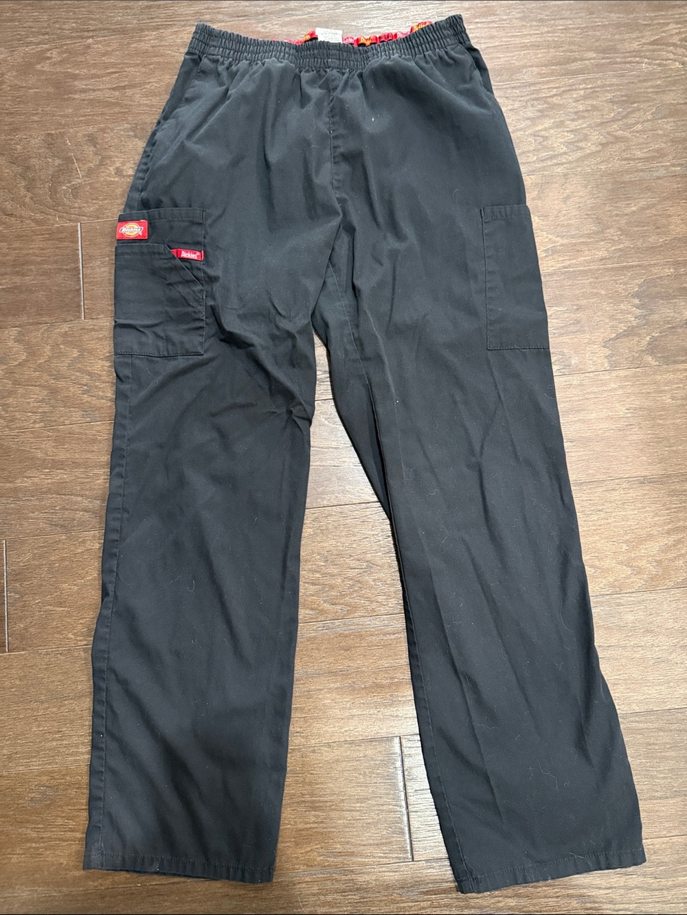 Dickies EDS Signature women's pull-on cargo scrub pants, black, M